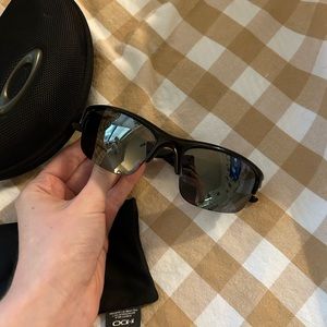OAKLEY men’s black sunglasses